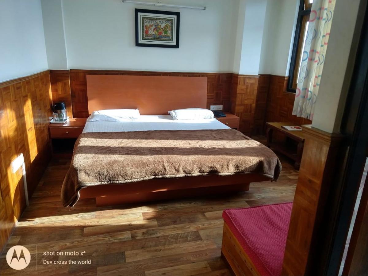 Bon Hotel Crystal Palace Ґанґток Екстер'єр фото