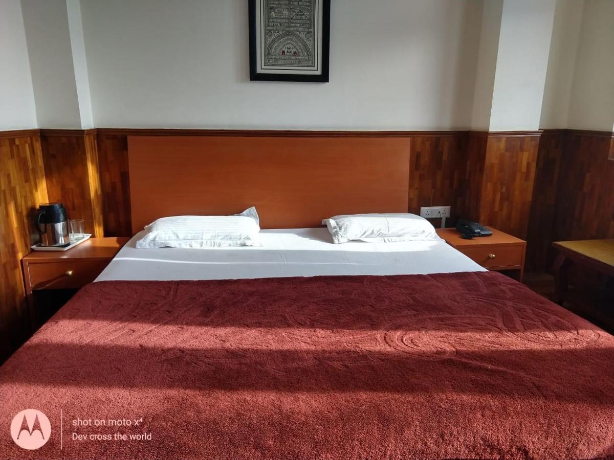 Bon Hotel Crystal Palace Ґанґток Екстер'єр фото