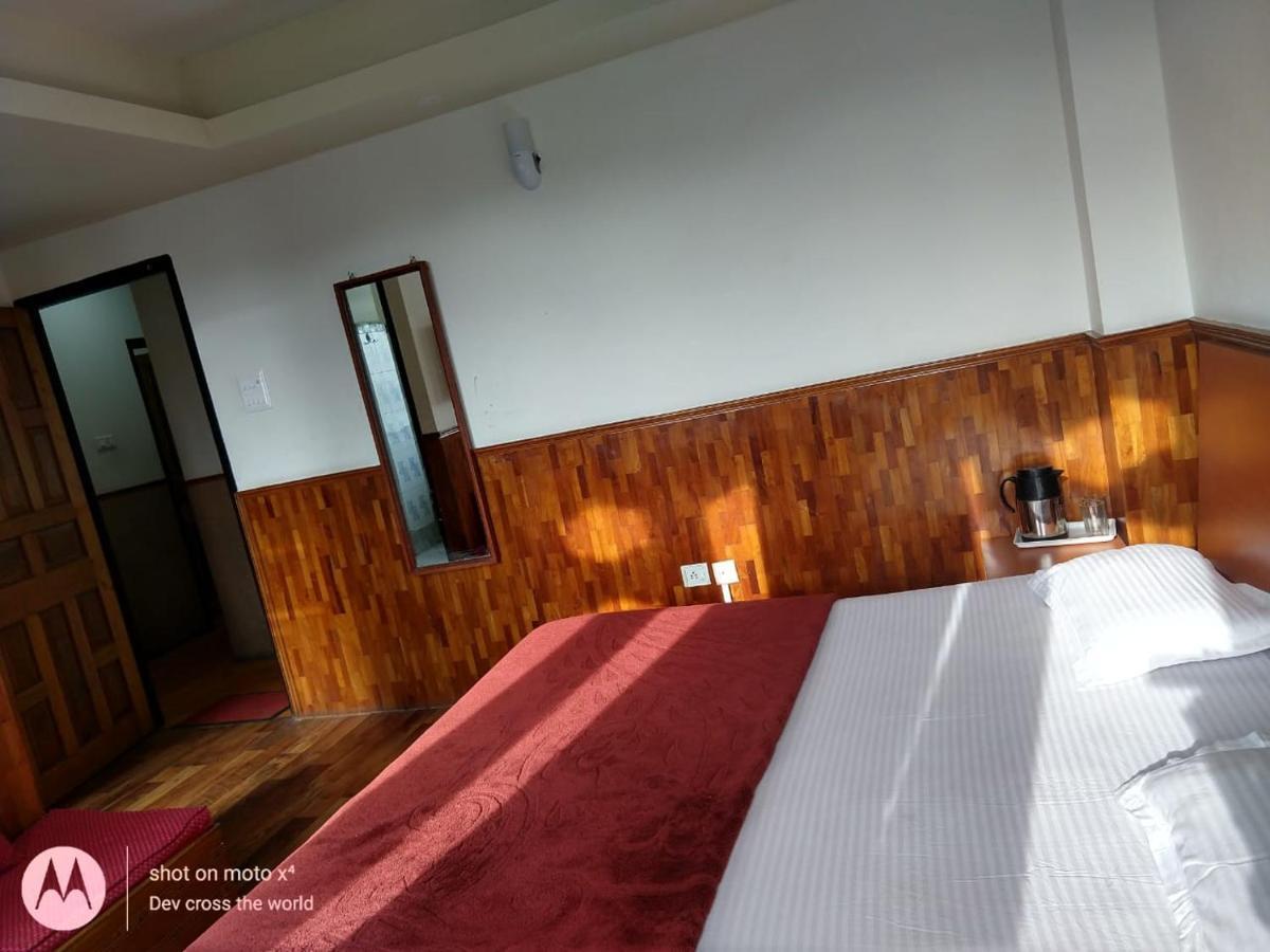 Bon Hotel Crystal Palace Ґанґток Екстер'єр фото